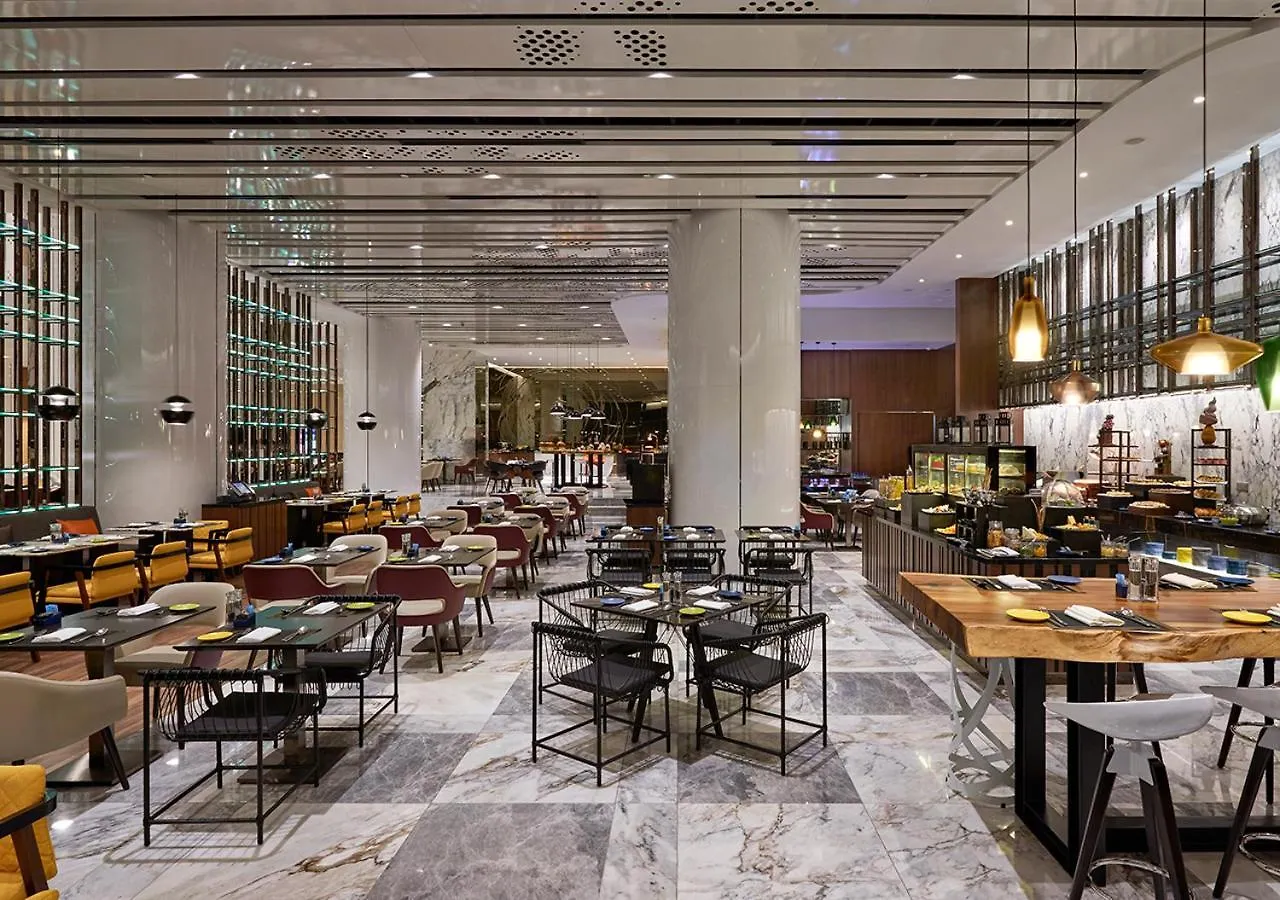 Pullman Kuala Lumpur City Centre Hotel & Residences 5*,  Malaysia