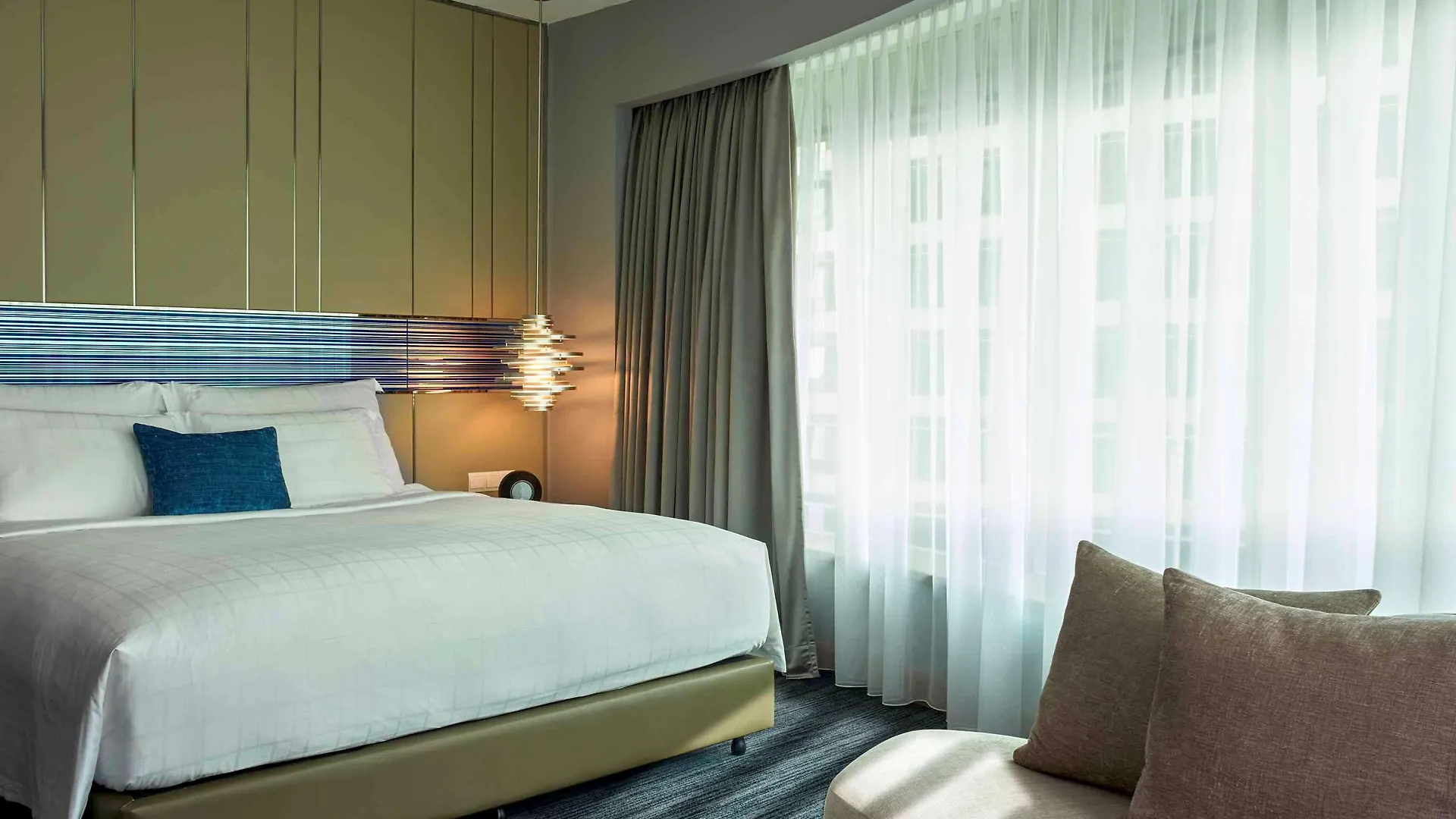 Pullman Kuala Lumpur City Centre Hotel & Residences