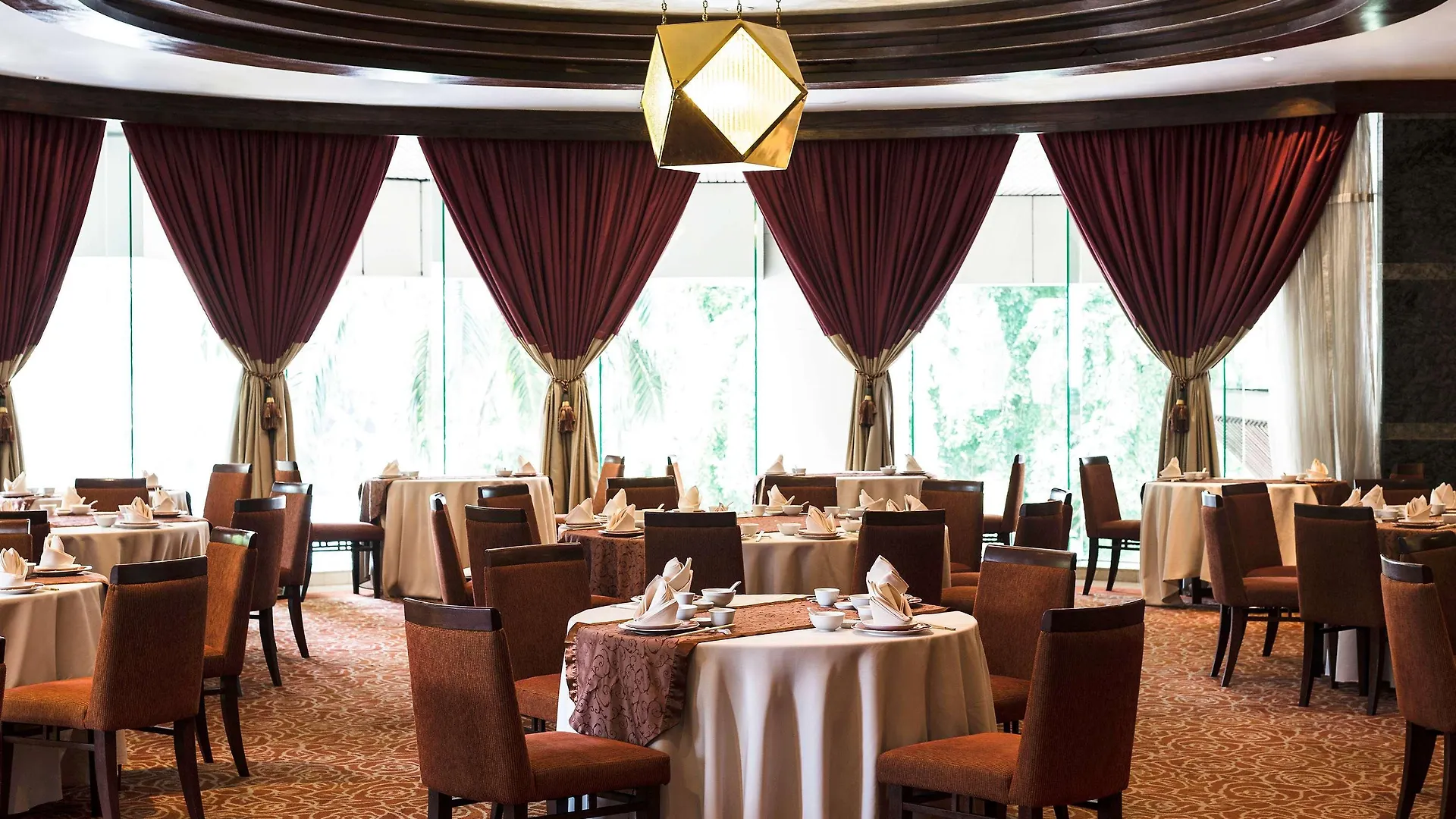 Pullman Kuala Lumpur City Centre Hotel & Residences