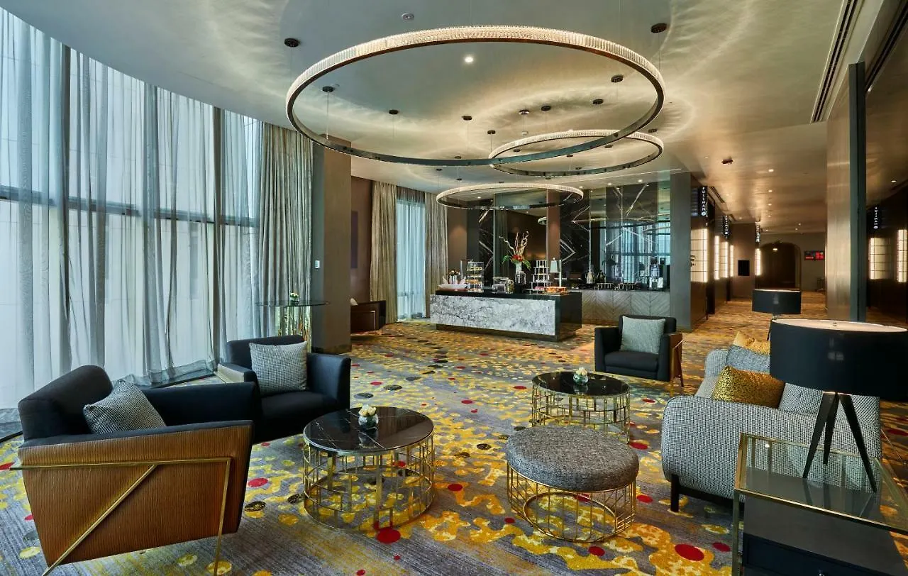 Pullman Kuala Lumpur City Centre Hotel & Residences 5*,