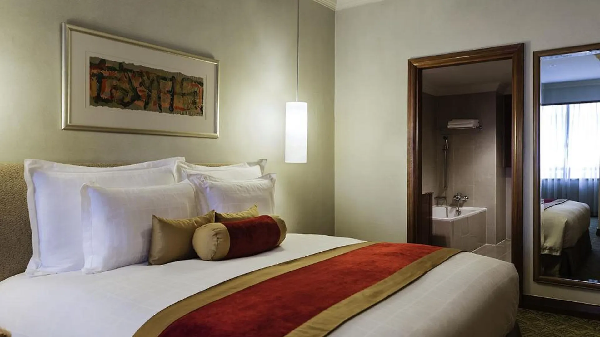 Pullman Kuala Lumpur City Centre Hotel & Residences