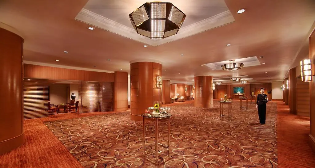 Pullman Kuala Lumpur City Centre Hotel & Residences